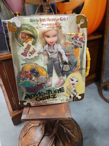 Neu versiegelt Bratz Adventure Girlz Cloe nicht mehr produziert Gören Puppe Spielzeug im Paket auf Karte - Bild 1 von 5