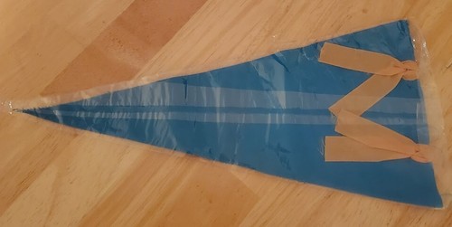 1967 Nikko Japanese Ice Hockey Team Pennant New in Packaging - Picture 3 of 5