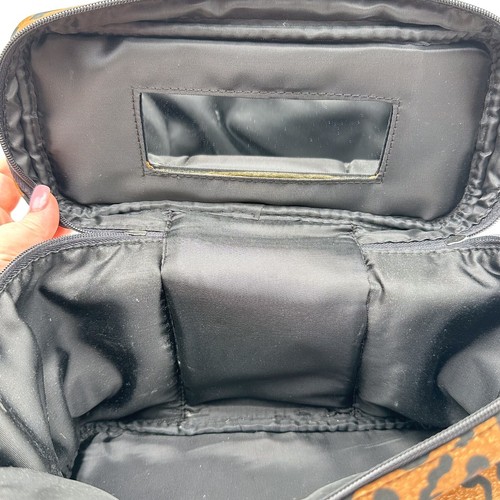 Juego de 4 bolsas de viaje cosméticas con estampado de animales famosos de 10" x 8" x 5" - Imagen 7 de 13
