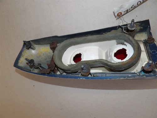 RH PASSENGER TAILLIGHT AND QUARTER PANEL EXTENSION FORD LTD II 1977-1979 Sedan - Picture 5 of 5