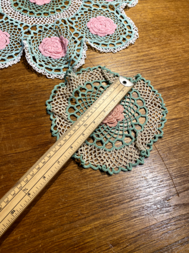 Vintage Green & Pink Crochet Cotton Lace Pieces x 2 - lovely 3 D - Picture 3 of 6