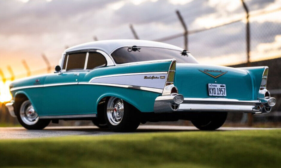 自動車 1957 Chevy Bel Air Coupe (Kyosho) Kyosho RC Car 1957 CHEVY BEL AIR Coupe 4wd -Turquoise- RTR