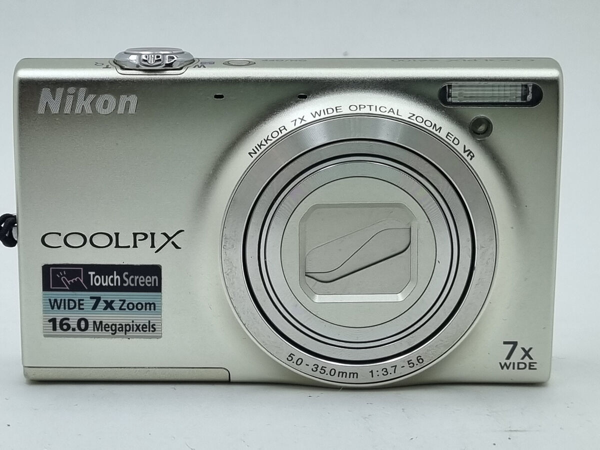 Nikon COOLPIX S6100 Noble Silver 7x Zoom 16MP Digital Camera Nikon COOLPIX S6100 Noble Silver 7x Zoom 16MP Digital Camera