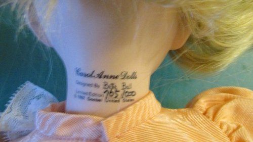 CAROL ANNE MUSICAL DOLL - Pumpkin - Bette Ball - 1992 - Goebel - "Autumn Leaves" - Picture 7 of 10