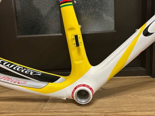 Wilier Cento1 Road Bike Frame Set Top Tube 545mm (c-c) Seat Tube 620mm (c-t) - Picture 6 of 10