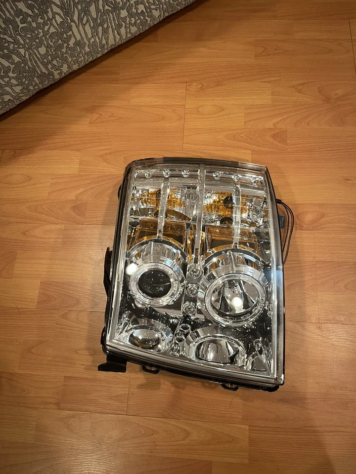 2007-2013 雪佛兰 silverado 1500 LED 车头灯。 从未安装。 — 第 2/4 张图片