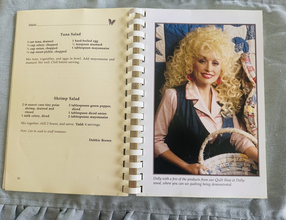 Dollywood Presents TENNESSEE MOUNTAIN HOME COOKING Dolly Parton