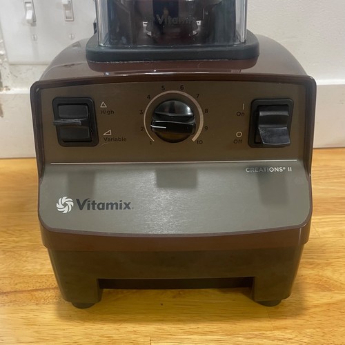 Vitamix Creations ii 2 - Tested - No Plunger - Brown - 48 oz Pitcher - Picture 2 of 14