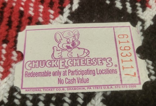 VINTAGE CHUCK E CHEESE COLLECTIBLE ARCADE TICKET RARE L@@K QTY! - Picture 1 of 2