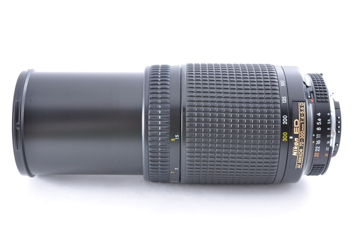 Nikon AF NIKKOR 70-300mm f/4-5.6D ED Zoom Lens [ Mint] w/caps From