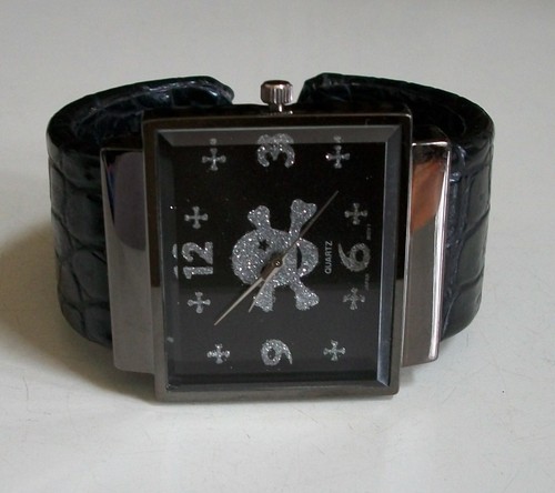 SILVER & GOLD, ROSE GOLD, BLACK FINISH SKULL FASHION BANGLE CUFF CASUAL WATCHES - Picture 2 of 22