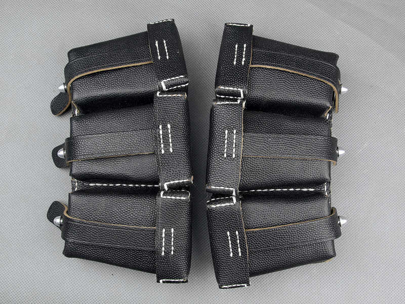 Pair of Replica WW2 German early style k98 toolkit pouch