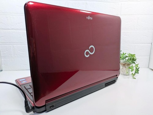 Fujitsu 15.6" Laptop Core i7 8GB RAM 128GB SSD Windows 11 Power Adapter - Picture 9 of 17