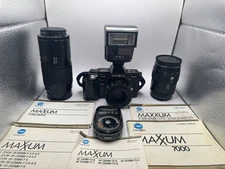 Minolta Maxxum 7000 35mm SLR Camera Bundle w 50mm 1.7, 28-135mm, 70-210mm, 28-85