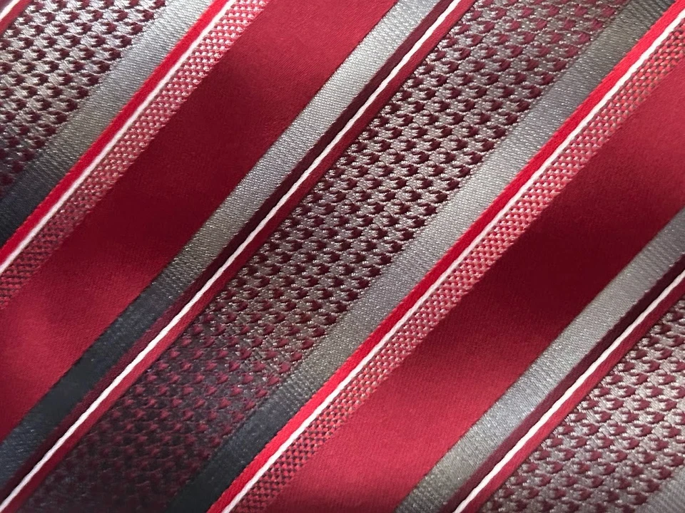 Corbata de satén REPP Regimental VAN Heusen glamorosa micro cuadros granadina hombres Foto 3 de 4