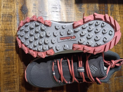 Columbia Peakfreak 2 Mid Outdry wasserdichte Damen-Grifftraktion grau koralle Größe 8,5 - Bild 8 von 11