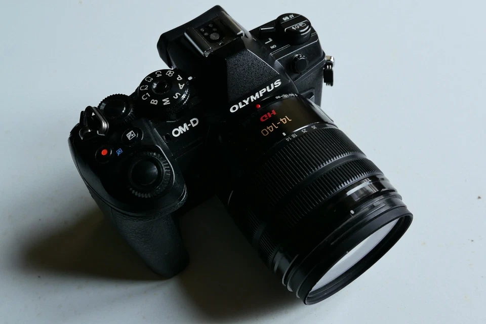 Panasonic LUMIX G vario 14-140 POWER OIS : TRES BEL ETAT - Photo 3/4