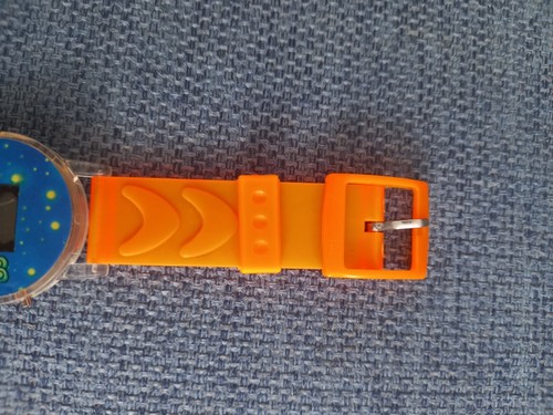 Vintage Orologio Astrowatch + 5 Astrocupole Kinder LEGGERE DESCRIZIONE - Foto 3 di 13