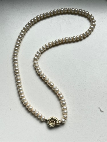 Große 585 Gelbgold Schloss an Perlenkette, Einreihig, Schneckenform - Bild 3 von 9
