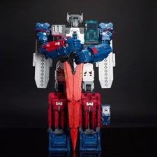 SDCC 2016 Hasbro Exclusive Transformers Titans Return Fortress Maximus