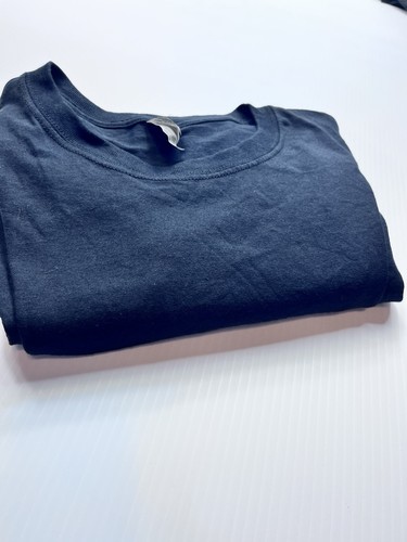 3XL Black Tee Shirt. Gildan Ultra Cotton. 