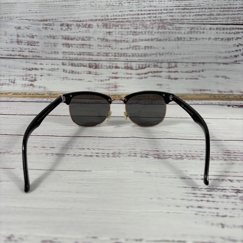 Pre-Owned Ray Ban Clubmaster RB3016 W0366 Classic Black Frame/Black Classic - Picture 5 of 8