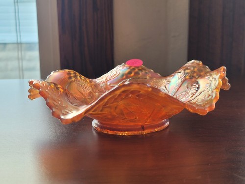 Nice Marigold Fenton Carnival Glass Lions Pattern Ruffled Bowl - Picture 20 of 21