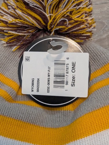 Wyoming Cowboys 1886 NCAA Captivating Adult One Size Gray Pom Beanie Cap NWT - Picture 4 of 5