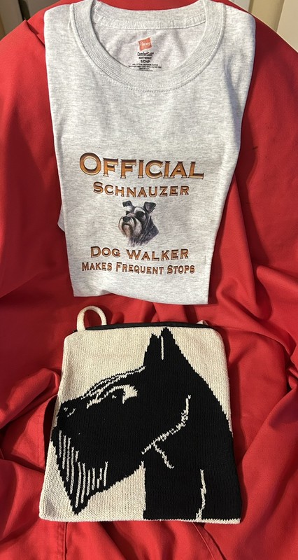 Schnauzer Tshirt new @ Tote - Excellent Condition