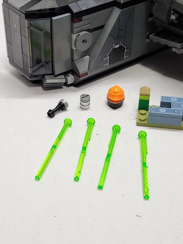 LEGO Star Wars The Justifier Set # 75323 Retired set Near Complete FREE SHIP  - Picture 5 of 11