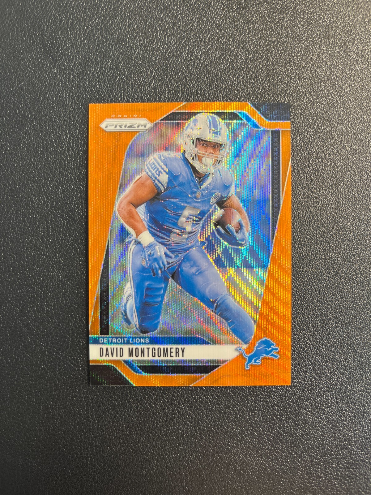2024 Panini Prizm Football David Montgomery Orange Wave Prizm 18/60 BJHT