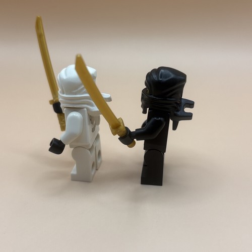 Lego Ninjago ZANE, and COLE DX minifigs - Picture 5 of 7