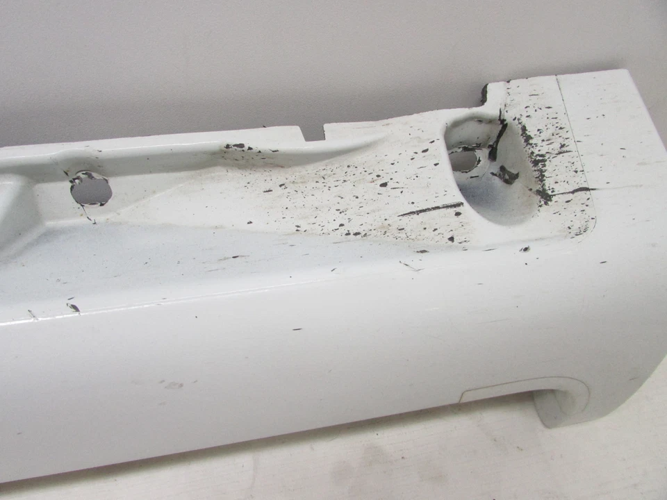 Volvo S60 2008 faldón lateral derecho basculante moldeado blanco 30744338 OEM 05 06 07 08 09 Foto 4 de 4