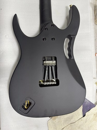 Hot Sale 24-Fret Ibanez-Style Stock Electric Guitar Gold-Tone Hardware, Black - Picture 12 of 12