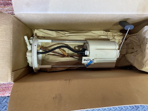 2012 ram 1500 Fule Pump - Picture 1 of 2