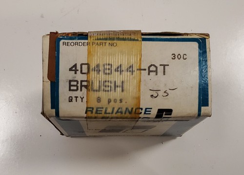 Box Of 8 RELIANCE ELECTRIC 404844-AT CARBON MOTOR BRUSH .375 x 1.25 x 1.50 - Picture 1 of 10