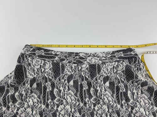Amy Byer Women’s Black And White Lace A Line Mini Skirt Size Xs Juniors - Picture 4 of 6