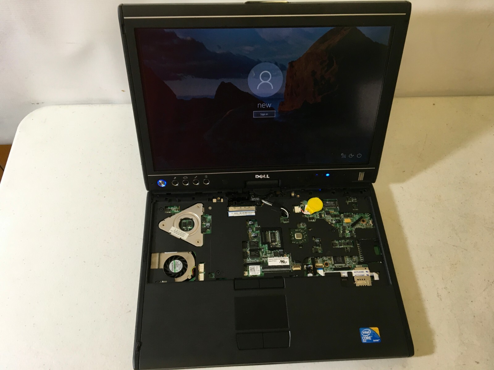 Kwestie Verward zijn Productiviteit Dell Latitude XT Tablet PC Intel Core 2 Duo 1.33GHZ U7700 3GB RAM 80GB HD 10 | eBay Kwestie Verward zijn Productiviteit Dell Latitude XT Tablet PC Intel Core 2 Duo 1.33GHZ U7700 3GB RAM 80GB HD 10 | eBay