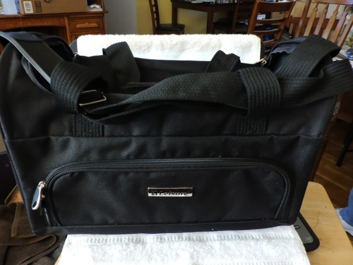 NEW TRAVEL/CARRY ON BAG - Picture 5 of 5