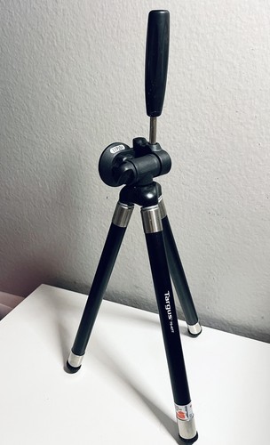 Targus Portable Tripod TG-42TT Extends 11" to 42” Desk/Travel Lightweight Black - Picture 7 of 7