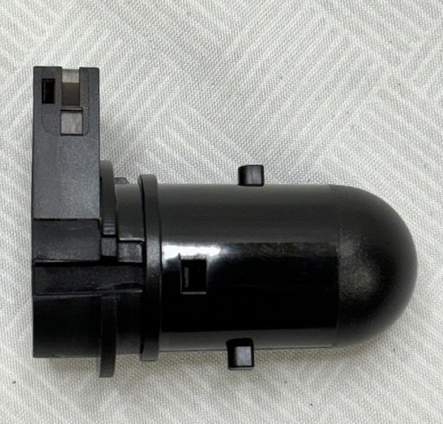2010-2021 GM Sun Load Temperature Sensor GM Genuine OEM 13578464 - Picture 11 of 14