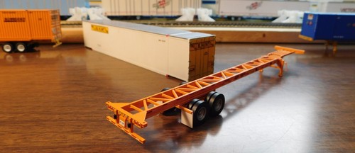 J.B. HUNT 53' CONTAINER & JBHU 53' CHASSIS JBRU HO SCALE - Picture 4 of 11