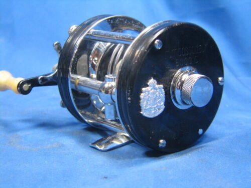 Vintage Ambassadeur 5000C Black Baitcaster Fishing Reel #087200 Nice Nice Nice