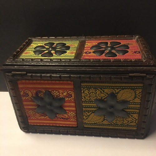 Vtg 60s Indian Hippie Boho Carved Wooden Spice Storage Jewelry Box Trunk Chest - Picture 18 of 19