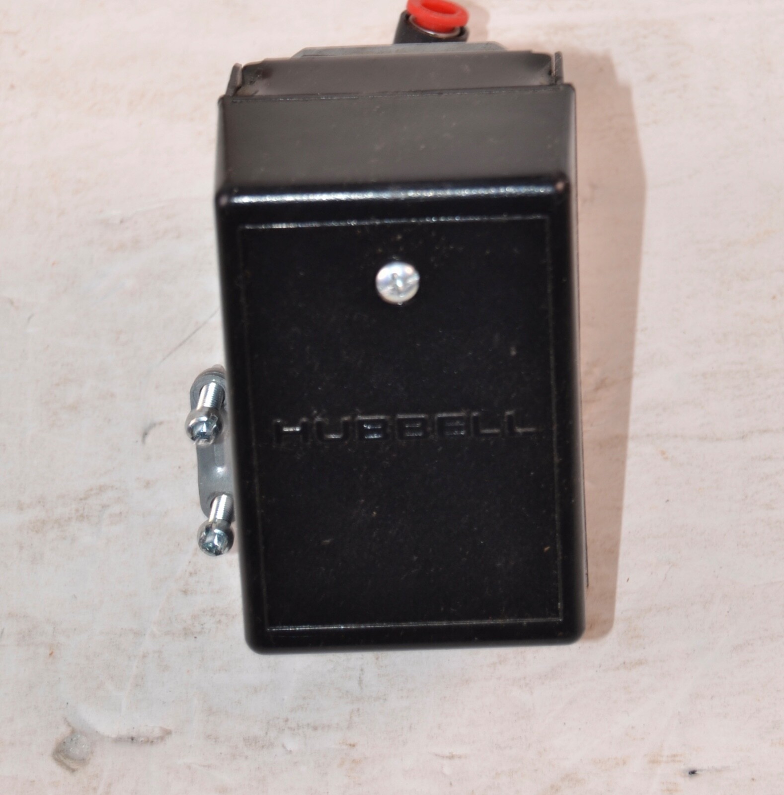 Picture 4 of 6