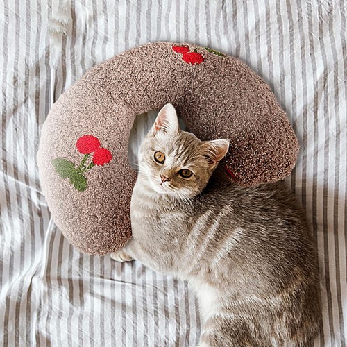 Pet Calming Pillow for Dogs U Shape Ultra Soft Fluffy Pet Calming Toy Cuddler - Picture 5 of 15