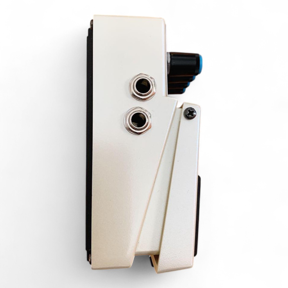 BOSS DD-8 Digital Delay Guitar Effect Pedal 2.87 Wx 5.08 Dx