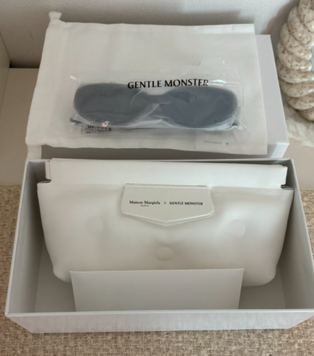 Occhiali da sole Gentle Monster x Maison Margiela MM206 nero grigio edizione limitata - Foto 3 di 4