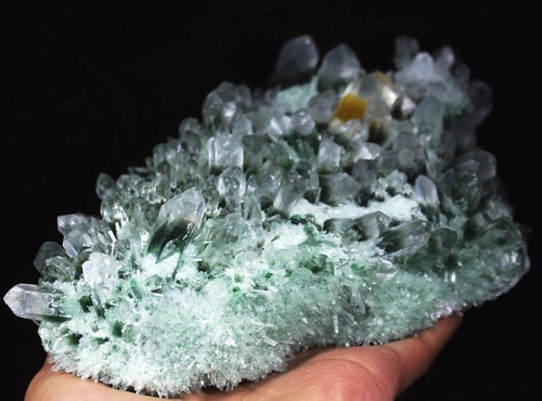 2.42lb New Find Green Phantom Quartz Crystal Cluster Mineral Specimen Healing - Picture 11 of 12