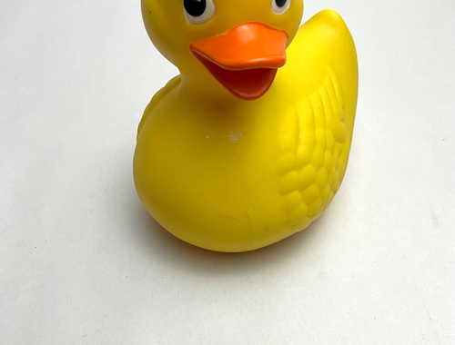 VINTAGE 1977 ERNIES RUBBER DUCKIE BY KNICKERBOCKER TOY CO. USA YELLOW - Picture 2 of 9